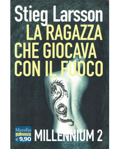 Stieg Larsson : Millenium 2 la ragazza che giocava ed. Marsilio A96