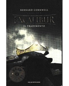 Bernard Cornwell : il romanzo di Excalibur BROSSURATO ed. Mondadori A26